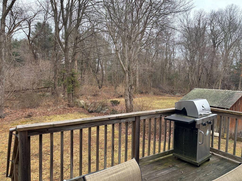 1 BR in Holbrook