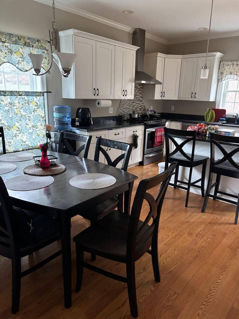 1 BR in Holbrook