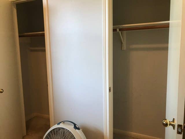 Cozy room near Jersey Village