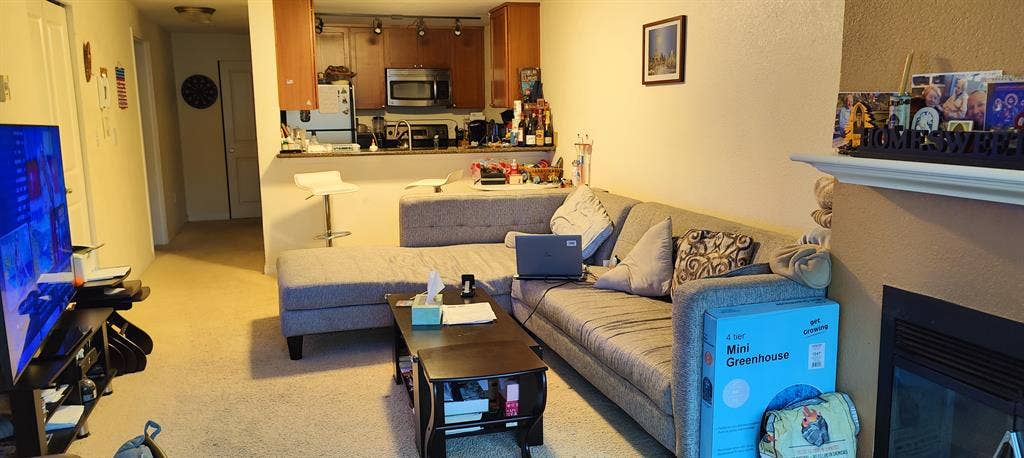 Peaceful unit on the lake