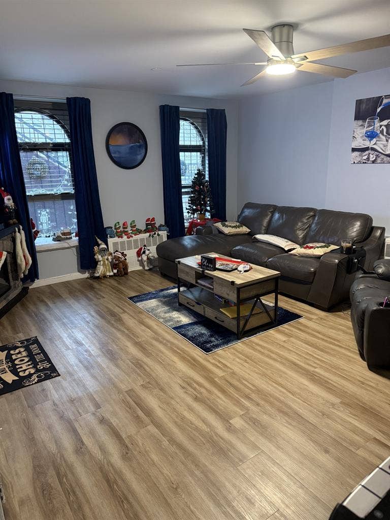 Room available 4/1/26