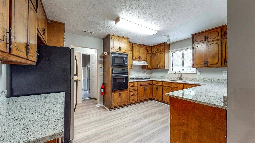 11 BR in Rex