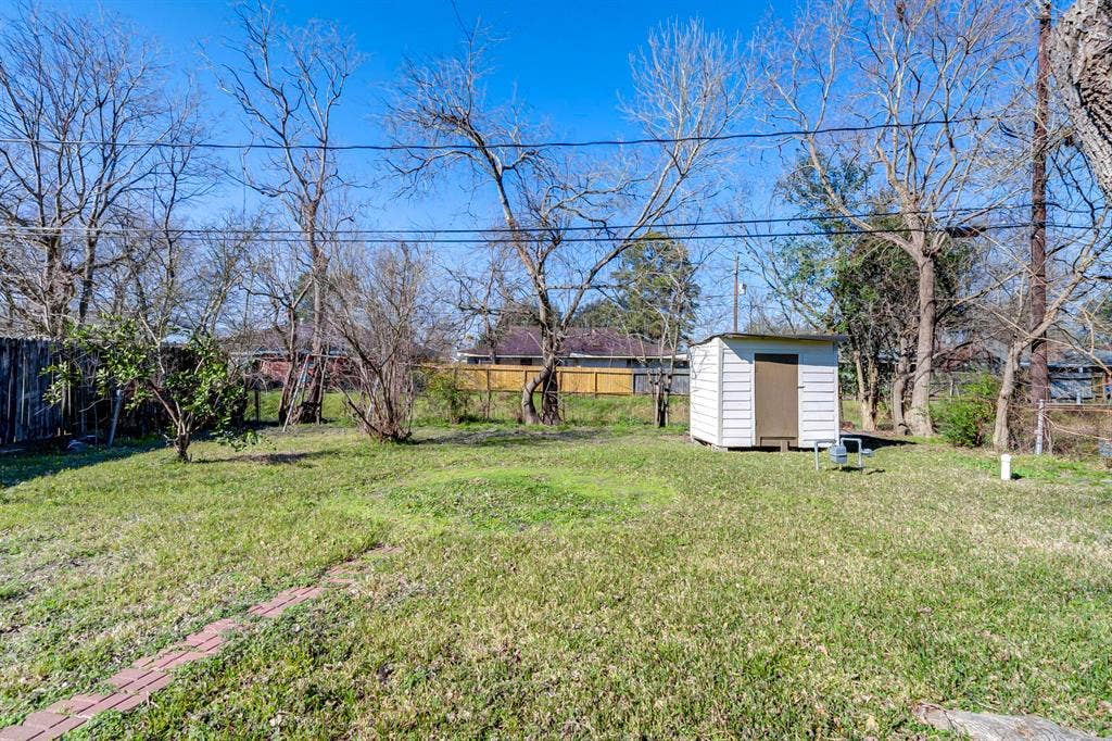 6 BR in Pasadena