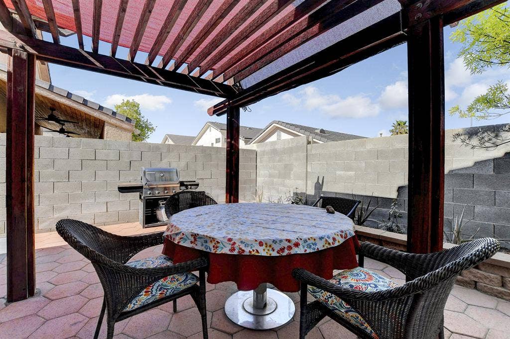 4 BR in Las Vegas