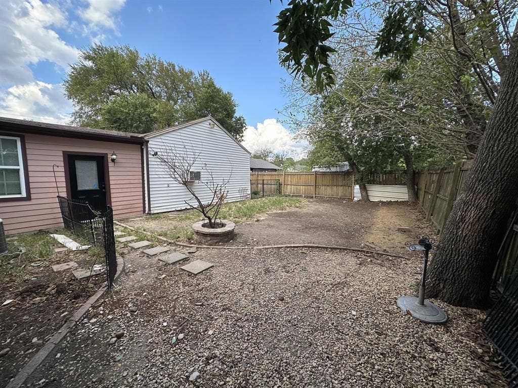 10 BR in Dallas