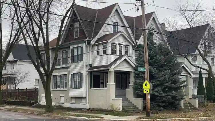 4 BR in Milwaukee