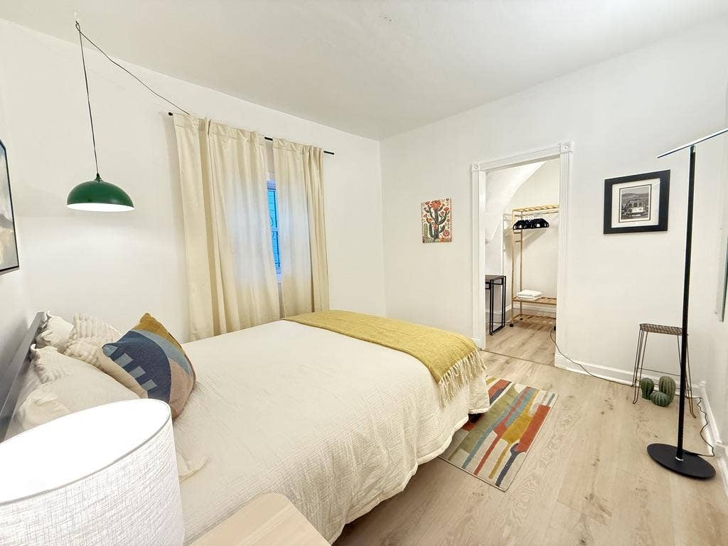 4 BR in Milwaukee
