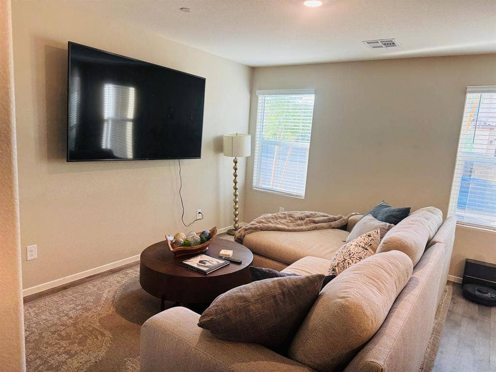 2 BR in Las Vegas