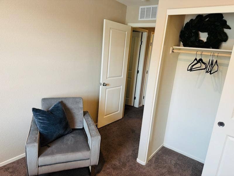 2 BR in Las Vegas