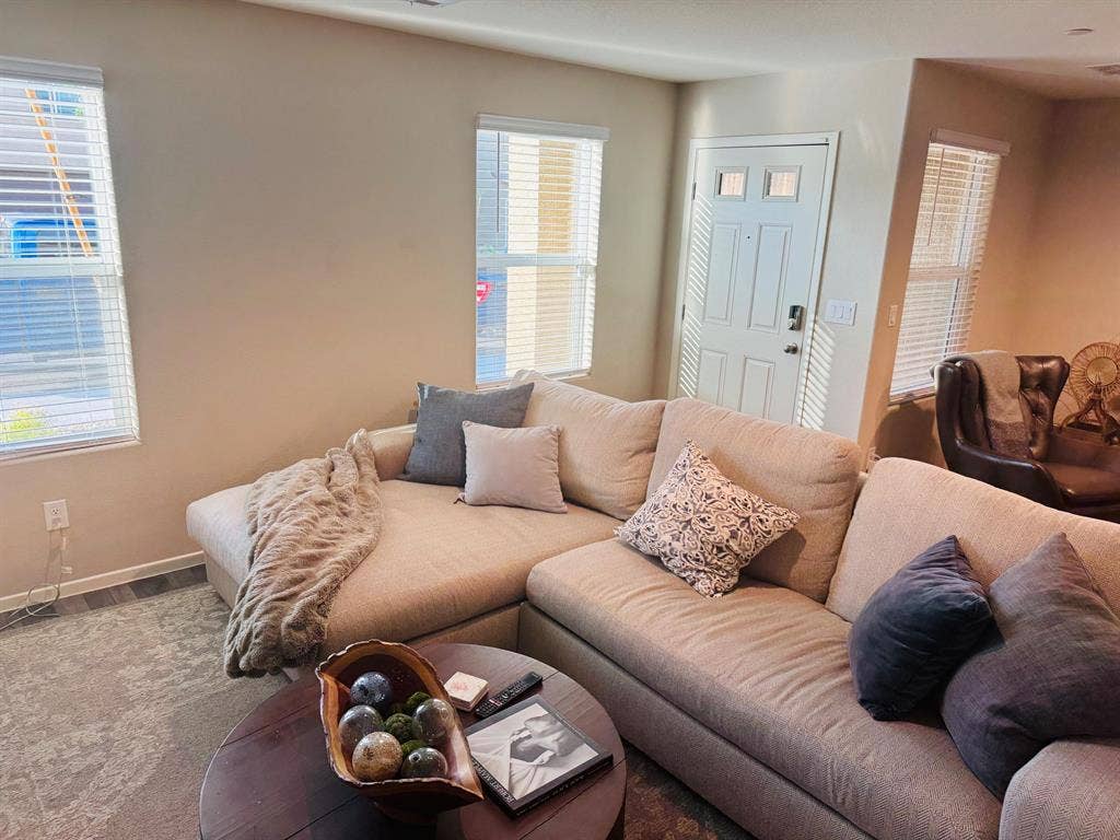 2 BR in Las Vegas