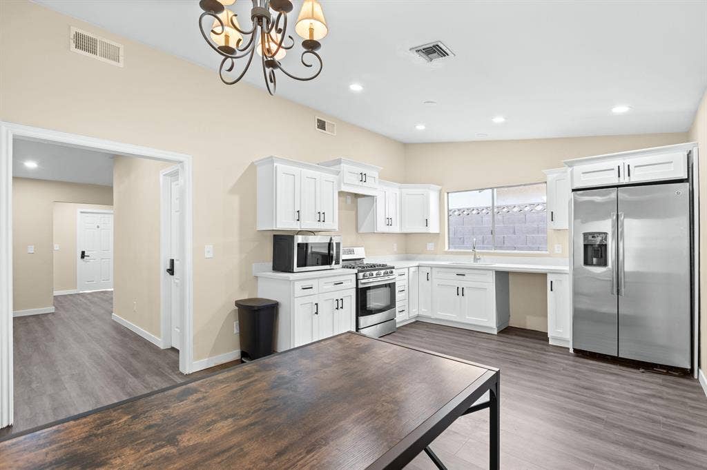 10 BR in Las Vegas
