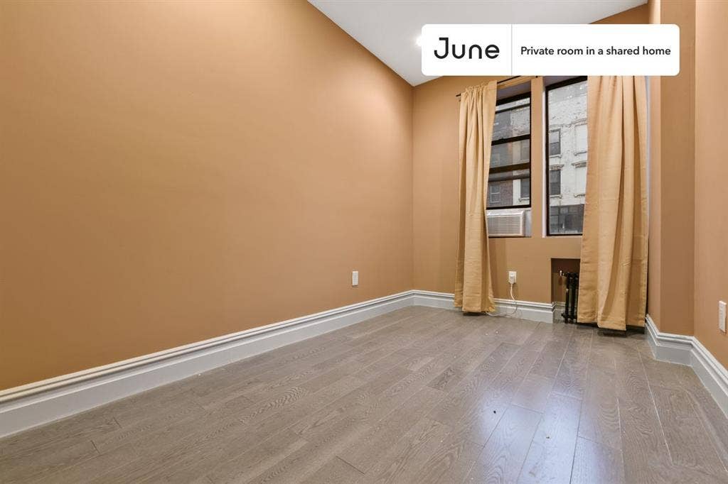 3 BR in New York City