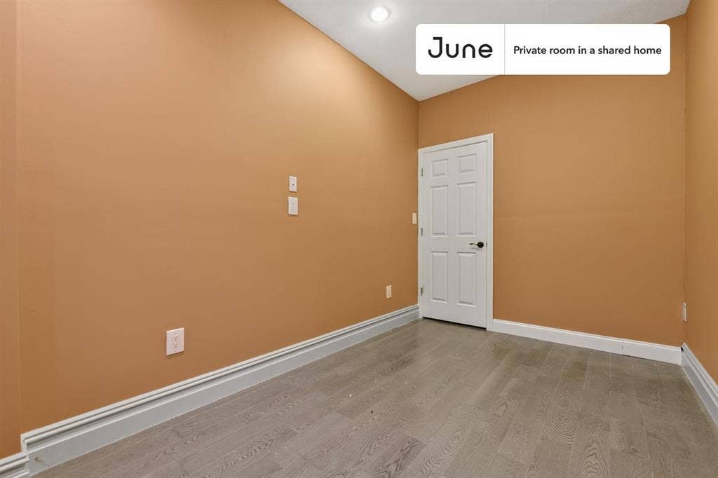 3 BR in New York City