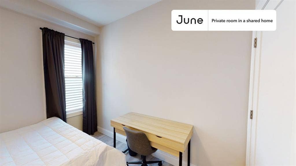 5 BR in Boston