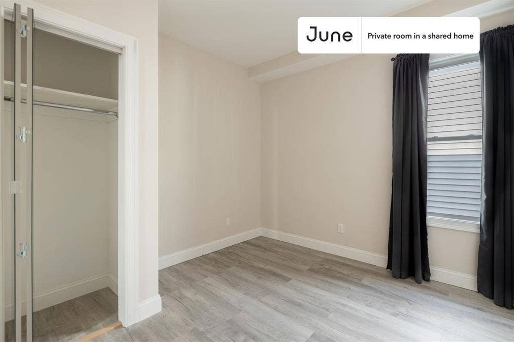 5 BR in Boston