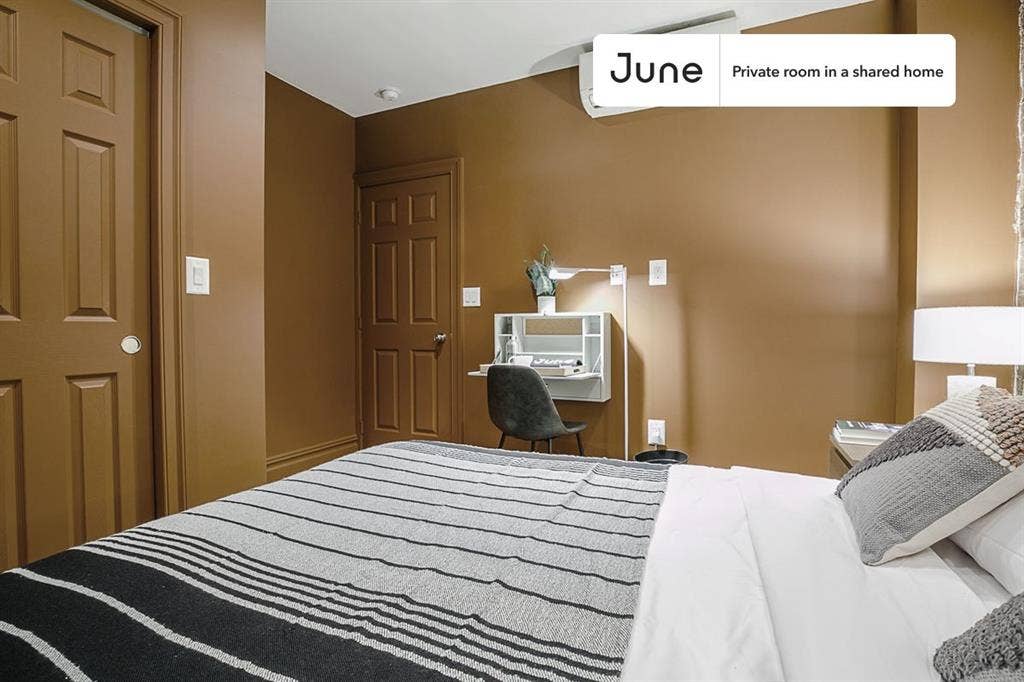 3 BR in New York City