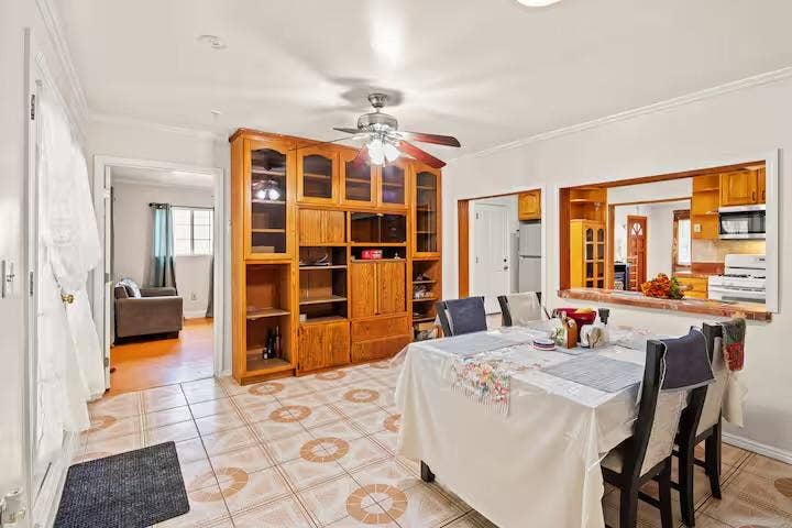 4 BR in Carson