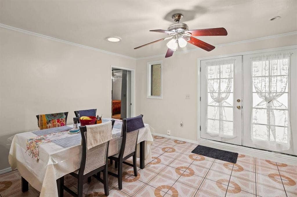 4 BR in Carson