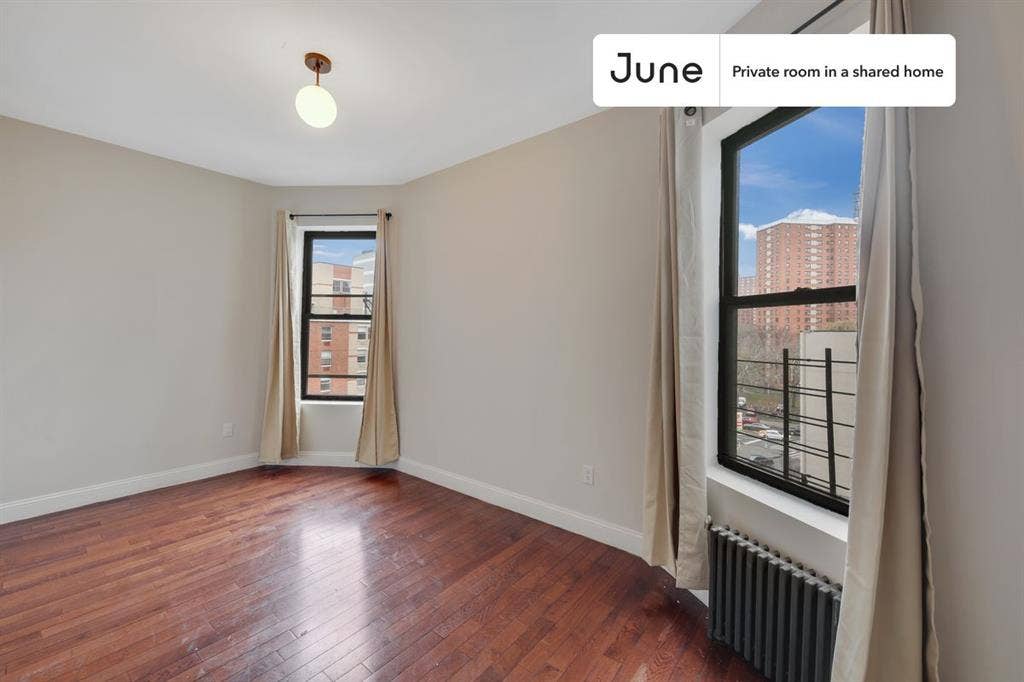 4 BR in New York City