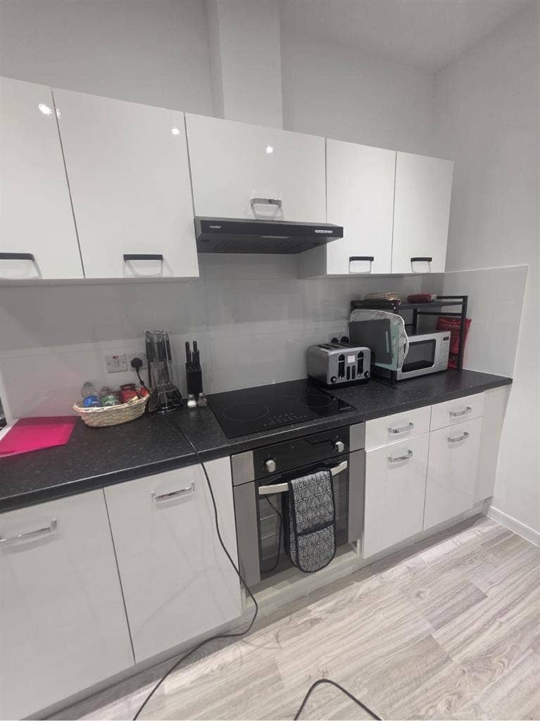 Short/ Medium stay|sleeps 6|parking