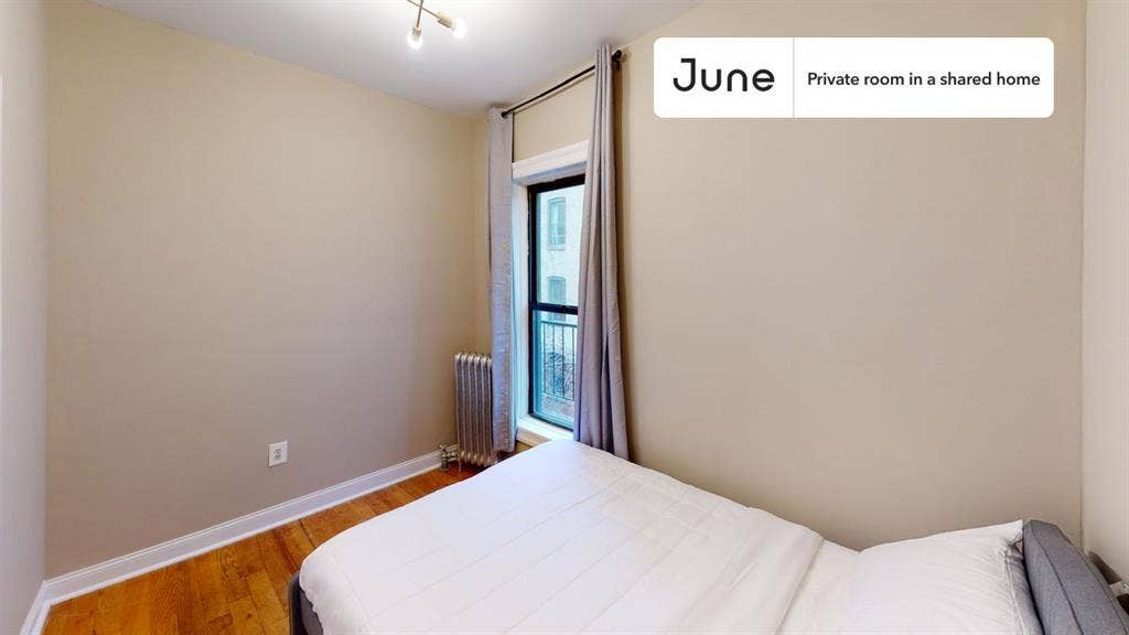 4 BR in New York City