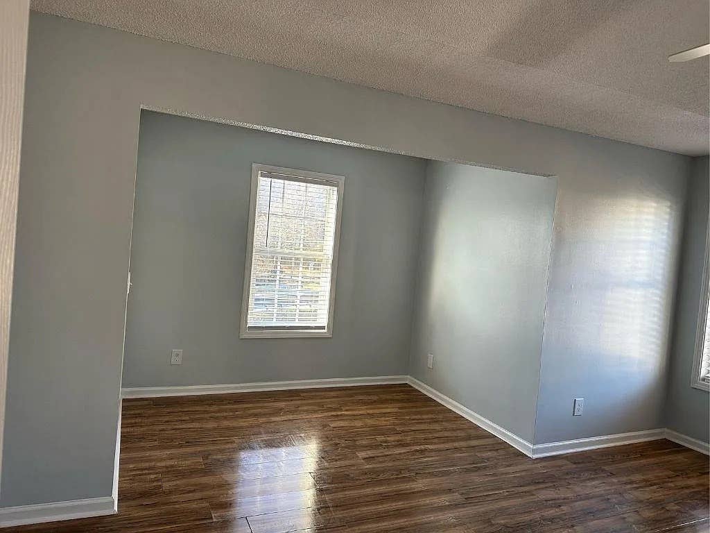 4 BR in Grayson