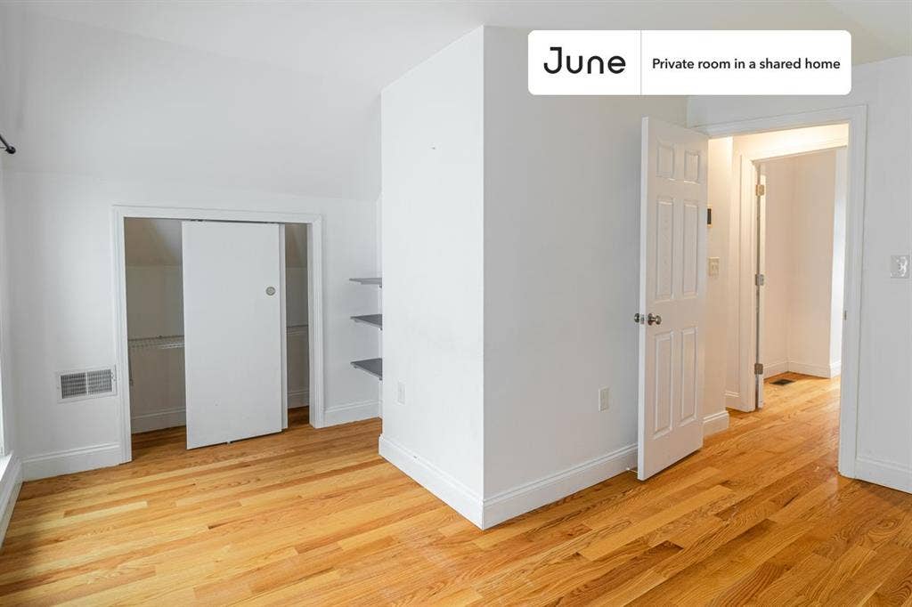 6 BR in Boston