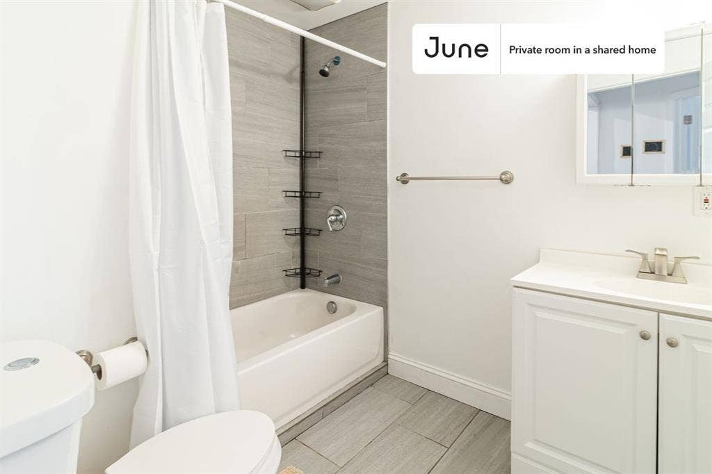 6 BR in Boston
