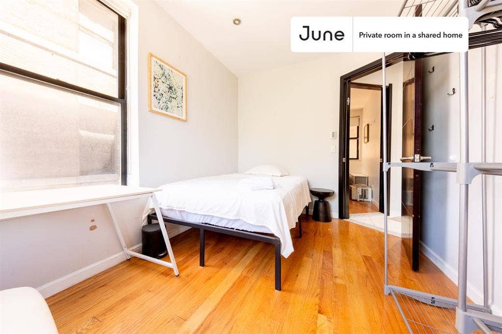 3 BR in New York City