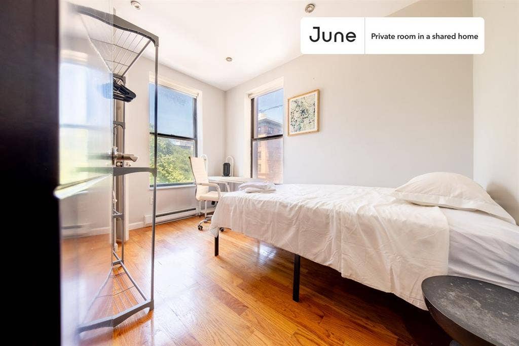 3 BR in New York City