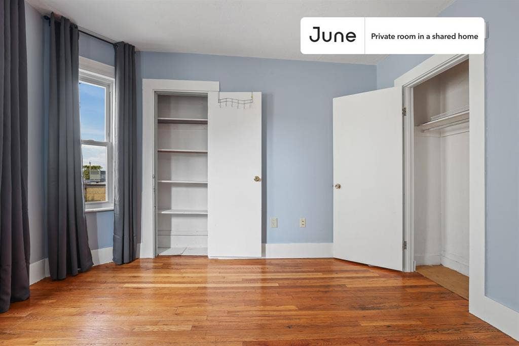 3 BR in Boston