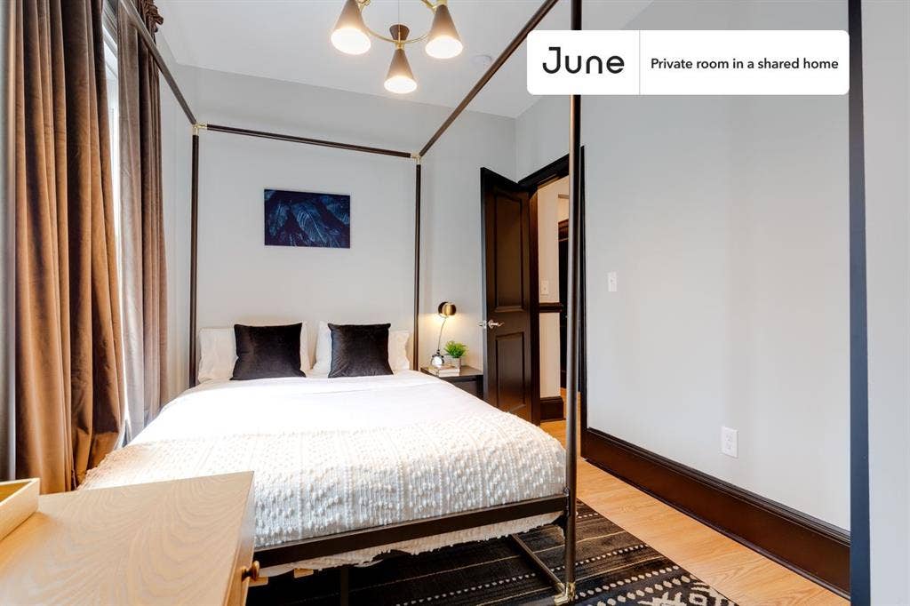 4 BR in Boston