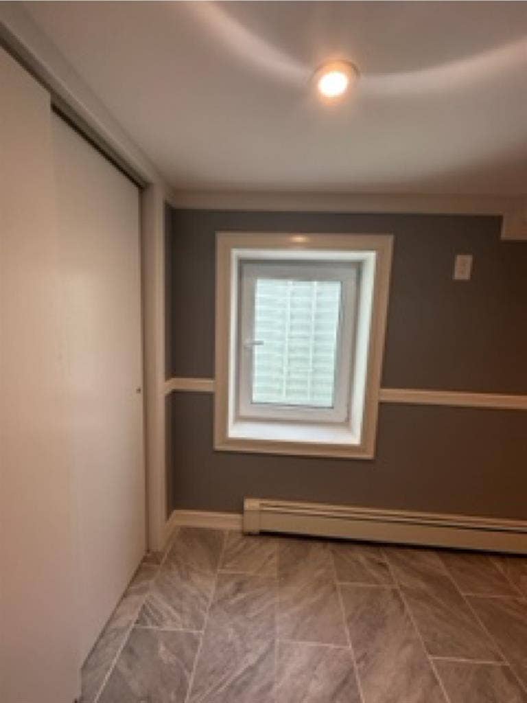 Basement 
room available utl incl.