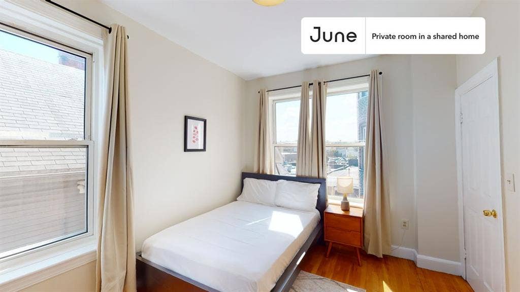 4 BR in Boston