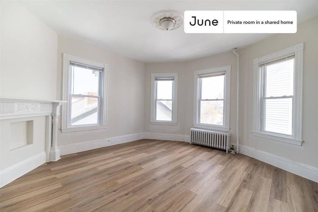 3 BR in Boston