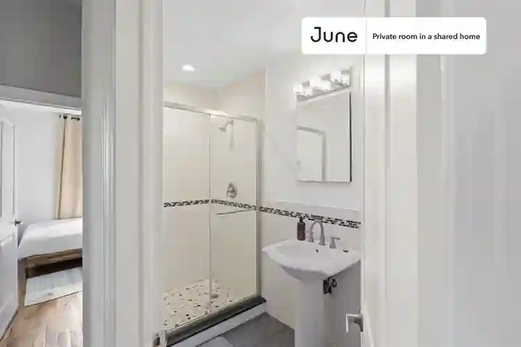 4 BR in New York City