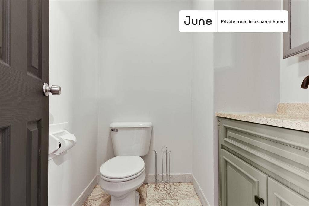 4 BR in Boston