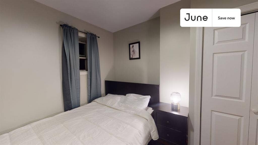 1 BR in Boston