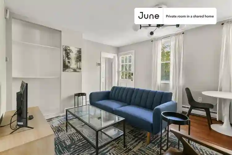 2 BR in Boston