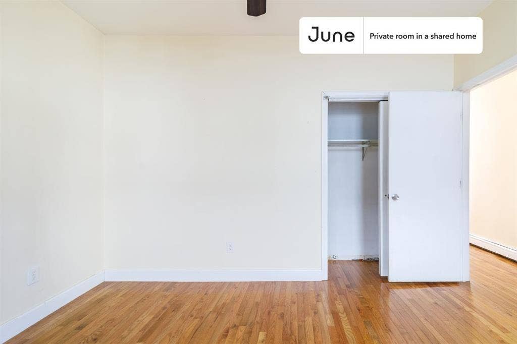 2 BR in Boston