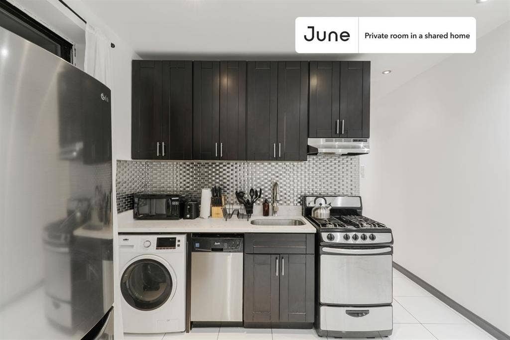3 BR in New York City