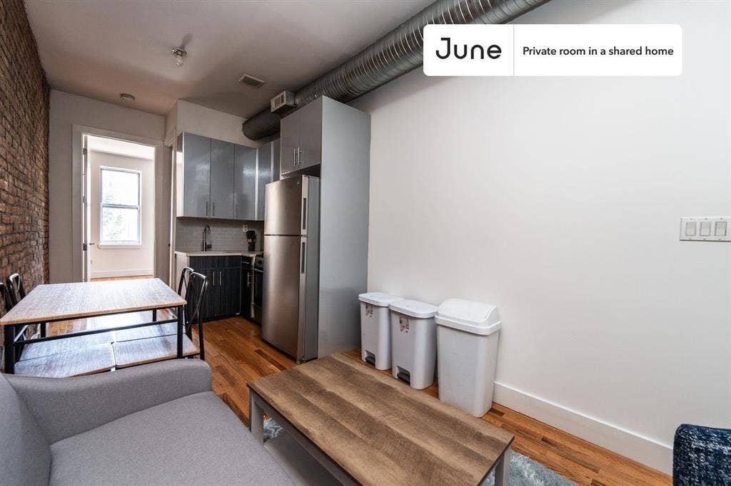 3 BR in New York City