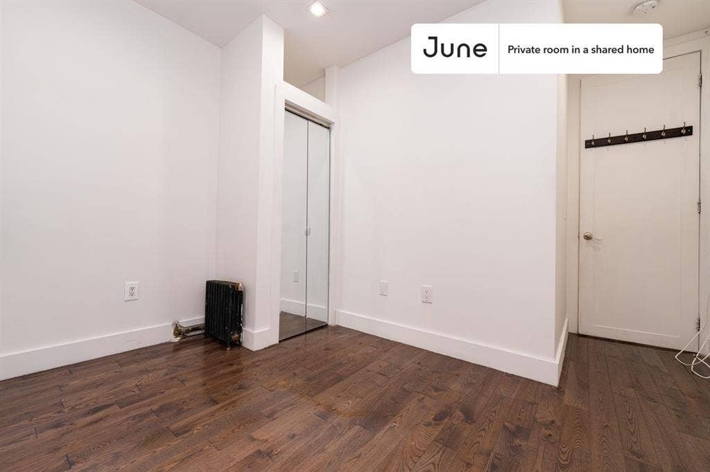 4 BR in New York City