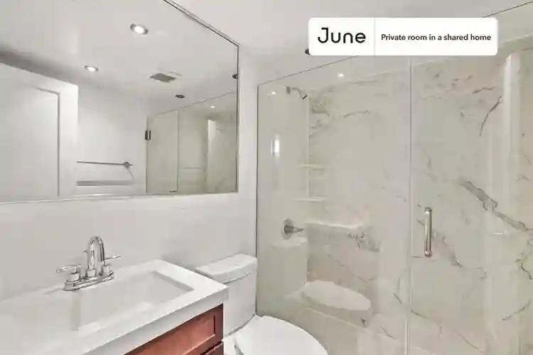 3 BR in New York City