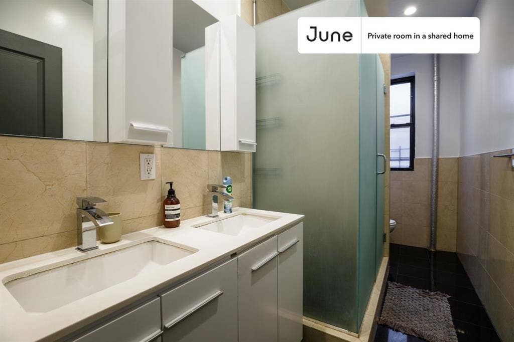 4 BR in New York City