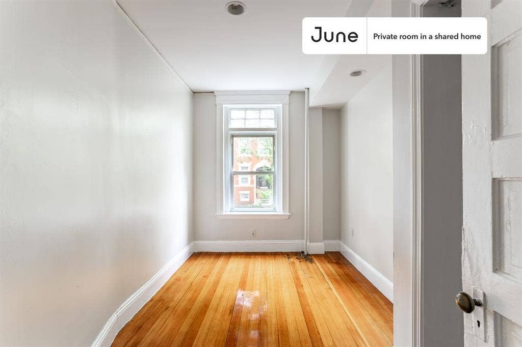 4 BR in Boston