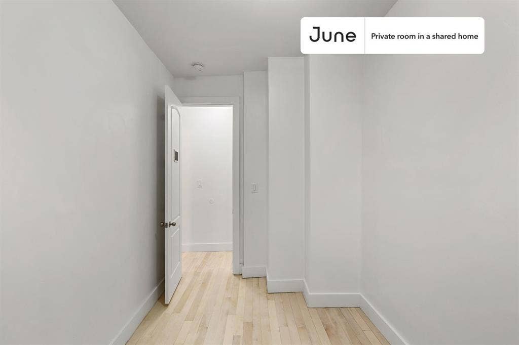4 BR in New York City