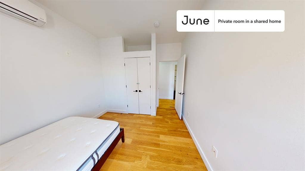 5 BR in New York City