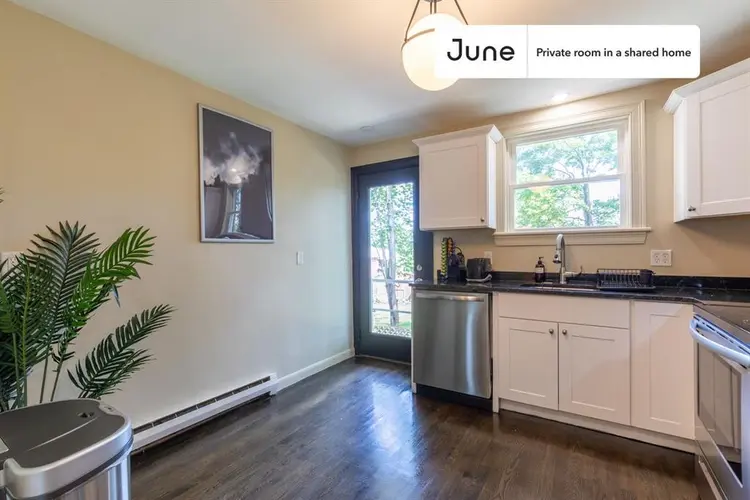 6 BR in Boston