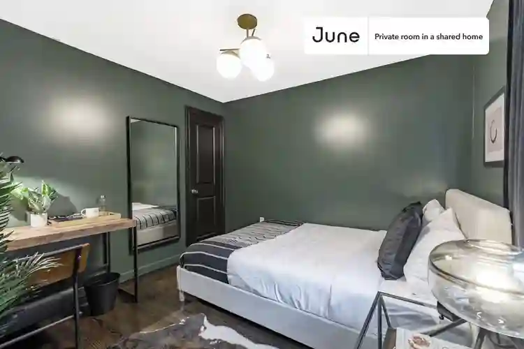 6 BR in Boston